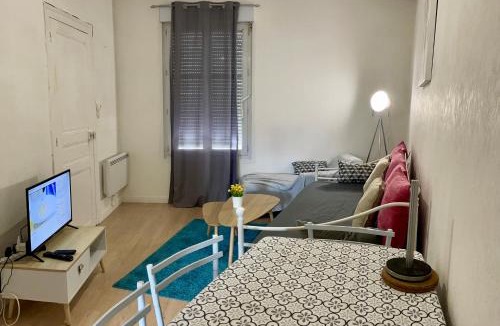 Miroir - Batignolles Apartment | Apartment T2 Le Mans TGV Station