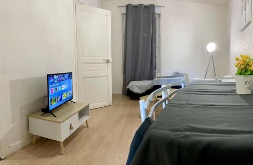 Miroir - Batignolles Apartment | Apartment T2 Le Mans TGV Station