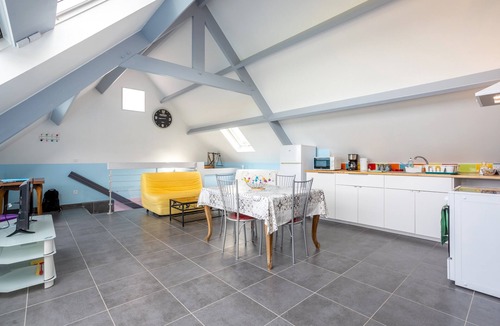 Bannalec Apartment | Apartment 'Ty Sterenn' with private garden, Wi-Fi and air conditioning