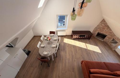 Etampes Apartment | Apartment with cathedral-style living room, unique character