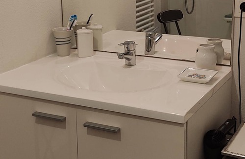 Auray Apartment | Apartment With Wi Fi Near Ti Hanok Cinema