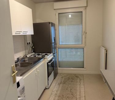 Miroir - Batignolles Apartment | Apparemment confortable et lumineux