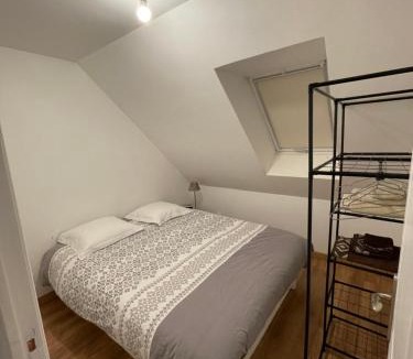 Parigne-lʼEveque Apartment | Apparemment Parigne l’évêque