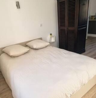 Pleugueneuc Apartment | Appart cosy, neuf, climatisé proche commodités !