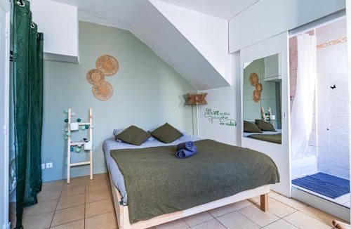 Saint-Cyr-l'Ecole Apartment | Appart'Hotel BelleEscale Versailles Saint Cyr l'Ecole