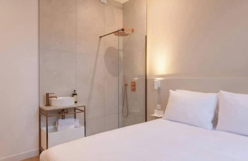 Saint-Vincent-de-Paul Hotel | Appart'hôtel Faubourg Station - Family apartment