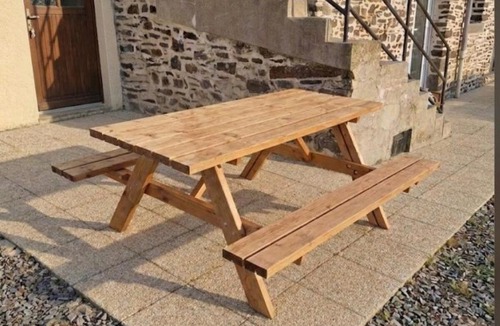 Dol-de-Bretagne Apartment | Appartement cosy & terrasse ensoleillée
