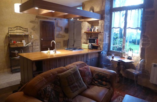 Dinan Apartment | Appartement des Remparts, avec jardin en centre ville