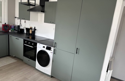 Courseulles-sur-Mer Apartment | Appartement Le Royal vue Port