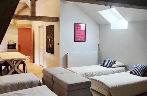 Mandres Apartment | Appartement Loft Le Haras d'Agathe et ses princes