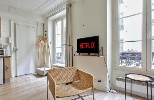 3rd Arrondissement Apartment | Appartement Quartier Hotel de Ville Free Netflix