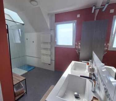 Poilley Bed & Breakfast | Arbre du voyageur