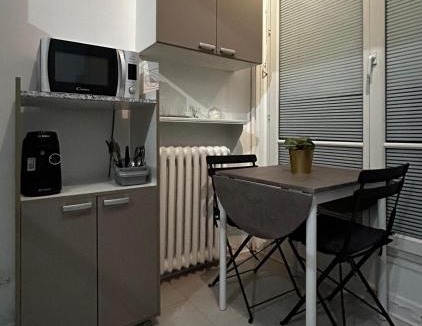 Faubourg-du-Roule Apartment | ARC de TRIOMPHE