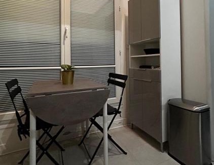 Faubourg-du-Roule Apartment | ARC de TRIOMPHE