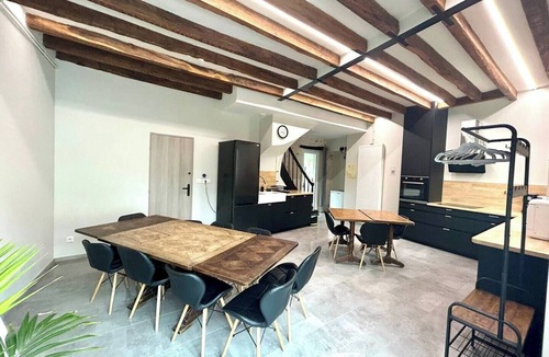 Cheille House | At the Old Oak - Vieux Cheillé - Châteaux - Rated 2 stars