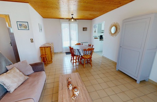 Saint-Hilaire-de-Riez Ski Chalet | Atlantic, house with garden 4/6 persons