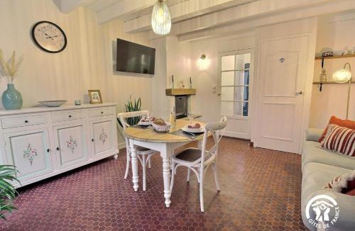 Ploemel House | Au coeur des pins