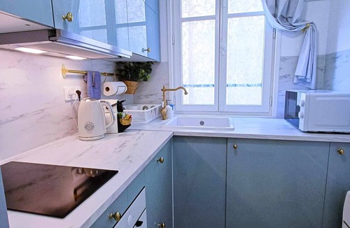 Clagny Glatigny Apartment | Au Petit Trianon Bleu