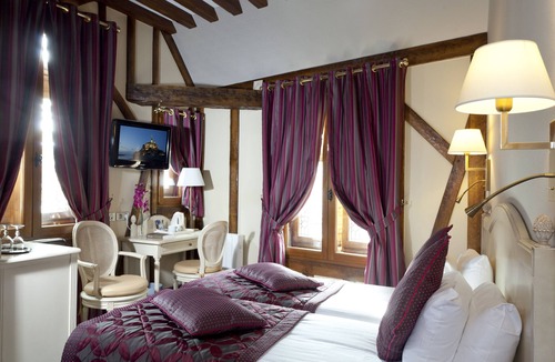 Le Mont-Saint-Michel Hotel | Auberge Saint-Pierre