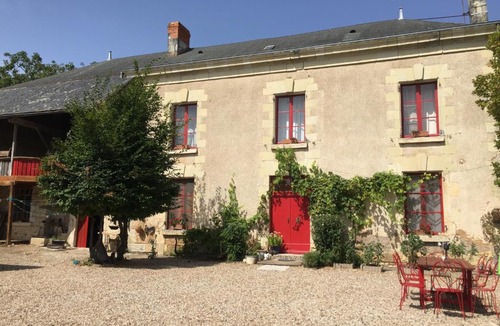 Marnes Bed & Breakfast | Aux Caprices des Dieux