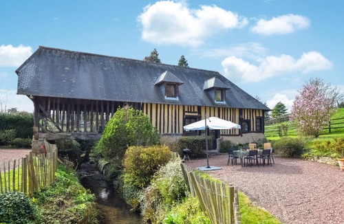 Livarot-Pays-d'Auge House | Awesome home in St.Marguerite d.Loges with sauna