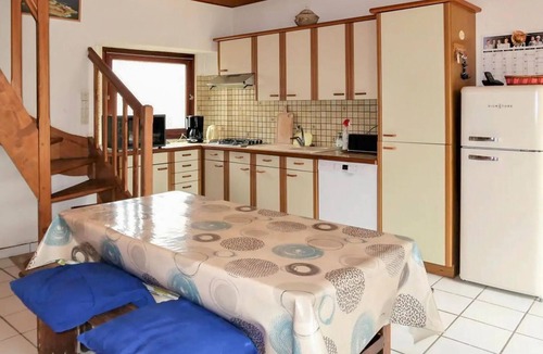 Plouha House | Awesome home in Plouha