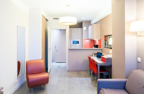 Caen City Centre Apartment | B&B HOME Caen Centre Gare