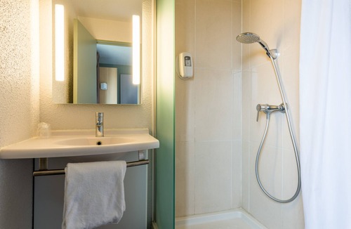 Saint-Etienne-du-Rouvray Hotel | B&B HOTEL Rouen Saint-Etienne-du-Rouvray