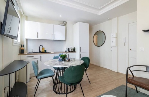 Faubourg-du-Roule Apartment | B2. Two Bedrooms#Champs-Élysées#Arc de Triomphe#AC