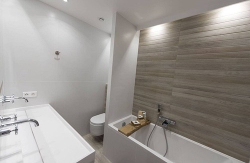 Arts-et-Metiers Apartment | Balthazar, 4BR/4BA, 9 people