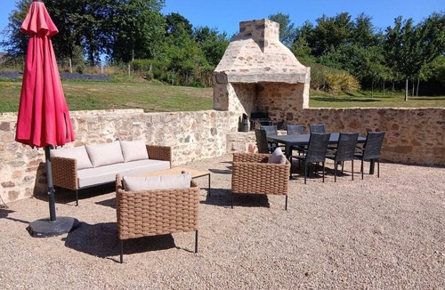 Magneville House | Bazire Guesthouse - 15th-Century Farmhouse