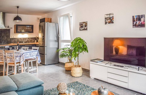 Saint-Quay-Portrieux Apartment | Beach front apartment in Saint Quay Portrieux
