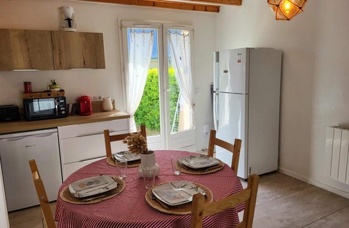 Pirou House | Beach House 'Le Cocon Pirouais' with Private Terrace, Garden, and Wi-Fi