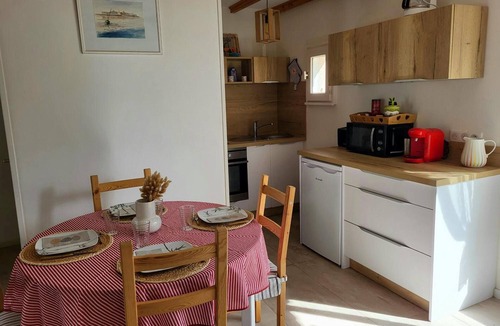 Pirou House | Beach House 'Le Cocon Pirouais' with Private Terrace, Garden, and Wi-Fi