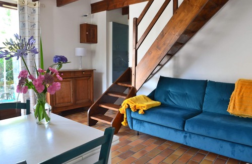 Clohars-Carnoet House | Beachfront vacation home with a pool in Le Pouldu, Brittany