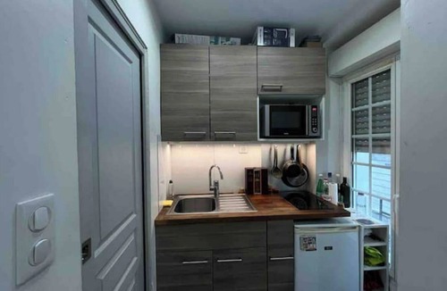 Saint-Mande Apartment | Beau Studio Tout Confort