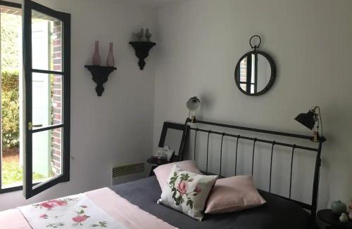 Honfleur Apartment | Beautiful ground floor 2 bedroom apartment