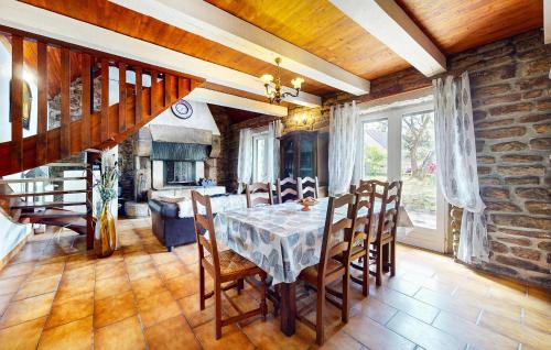 Le Faouet House | Beautiful Home In Le Faouët With Wifi