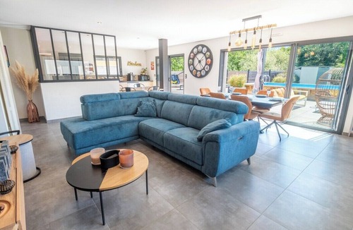 Ploemeur Villa | Beautiful villa with pool, 10 minutes from the beach by Groom*
