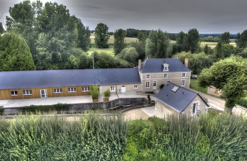 Fougere Bed & Breakfast | Bed and Breakfast 'La Suite Étoilée' with Shared Terrace, Shared Garden and Air Conditioning