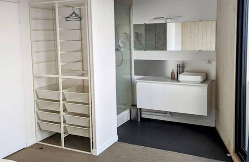 Malakoff Apartment | Bel Appartement Traversant de 3 Chambres Plein sud