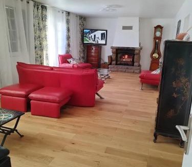 La Bazoche-Gouet Apartment | Belle maison de Campagne Confortable avec piscine, pétanque etc 17 couchages