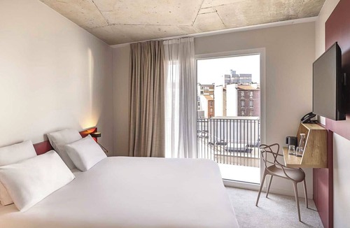 Saint-Ouen Hotel | Best Western 11BAUER Paris Saint-Ouen