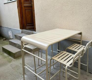 Nord - Gare House | Bicotea - le calme et le charme ancien, réinterprété