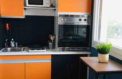 Courseulles-sur-Mer Apartment | Bleu Salé : F2 Avec Balcon, à 200m de la Plage