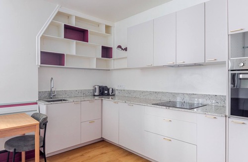 Faubourg Saint-Germain Apartment | Blueground | Gros-Caillou, view, nr Eiffel Tower