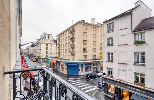 Notre-Dame-des-Champs Apartment | Blueground | St Placide, balcony, nr Bon Marché