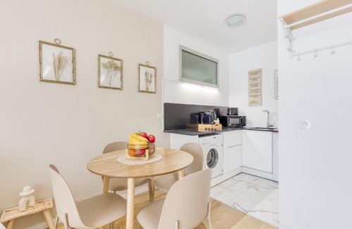 Antony Apartment | Bohemian Nuance - 15 min from Orly - Calme & Elégance