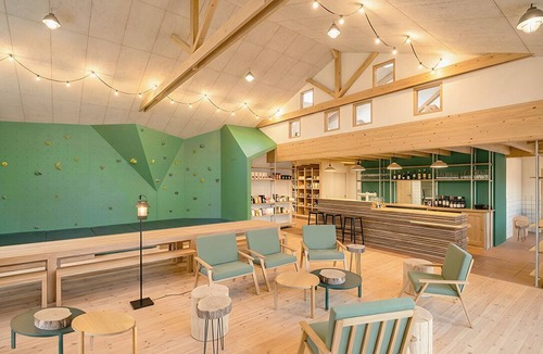 Saint-Leonard-des-Bois Ski Chalet | Bon Air club Alpes Mancelles