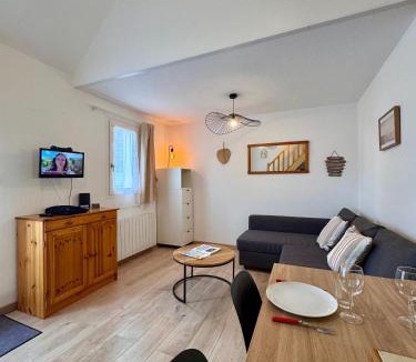 Saint-Nic Apartment | Bord de Mer - Plage 100m - GR34 à 2 minutes - Parking Gratuit